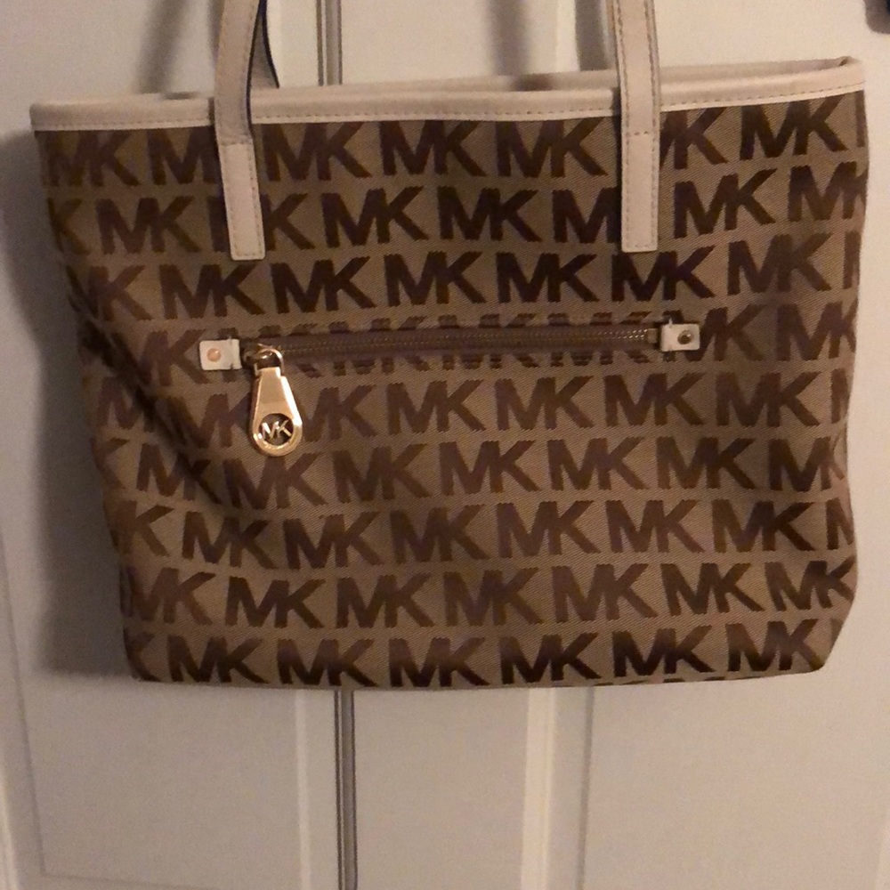 Micheal kors tote